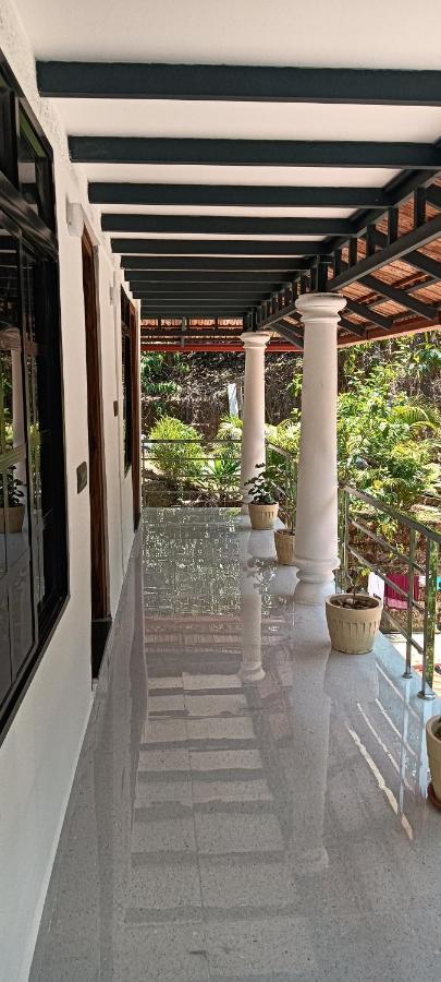 Kund Estate Stay Madikeri Exteriör bild